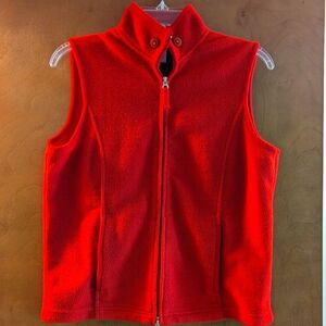 unique double-zip fleece vest